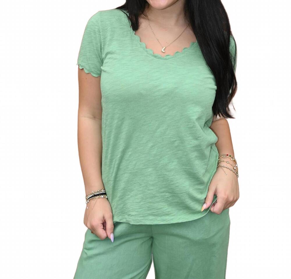 NEW DYLAN BY TRUE GRIT ric rac v neck tee in fresh green